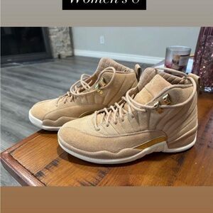 Jordan Women's Sneakers in Tan with Gold Details